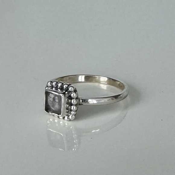 NWOT Sundance Dusty Rose Portrait Ring, Rose Quartz, Sterling Silver